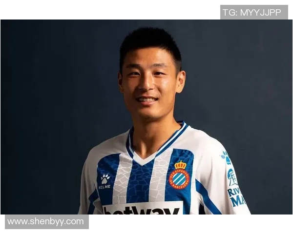 中国足球的代表性球星是谁 他在国内外的成就与影响力有多大