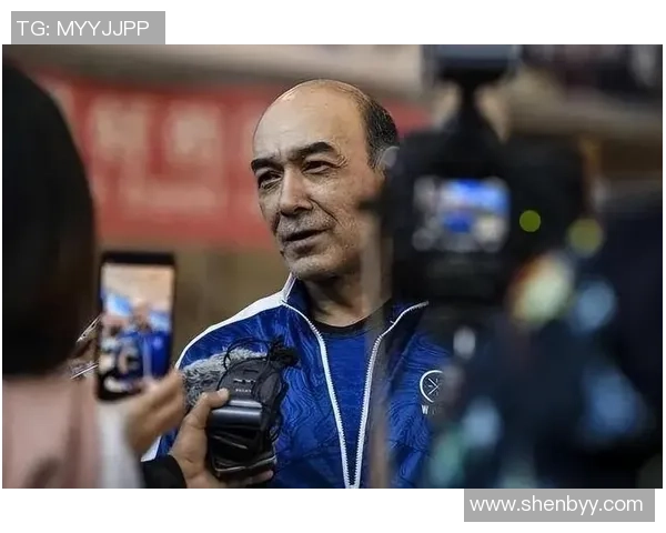 新疆维族四岁小足球天才崭露头角引发关注未来有望成为世界级球星