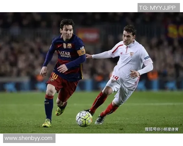 球星经典防守瞬间解析展示提升足球防守技巧与实战应用