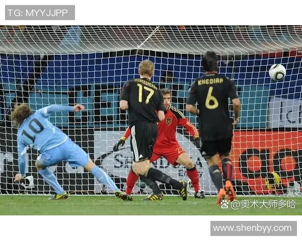 重温绿茵场巅峰瞬间盘点足球球星最具代表性的经典过人表演